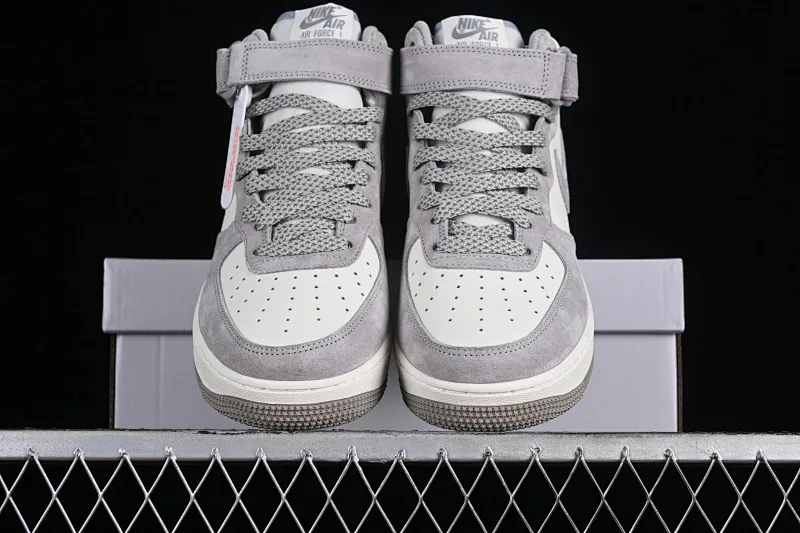 All Categories Nk Air Force 1 Air Force Series Nk Air Force 1 Mid Air Force Mid Nk Air Force 1'07 Mid Beige Air Force One Mid Casual Sneakers CQ3866-015